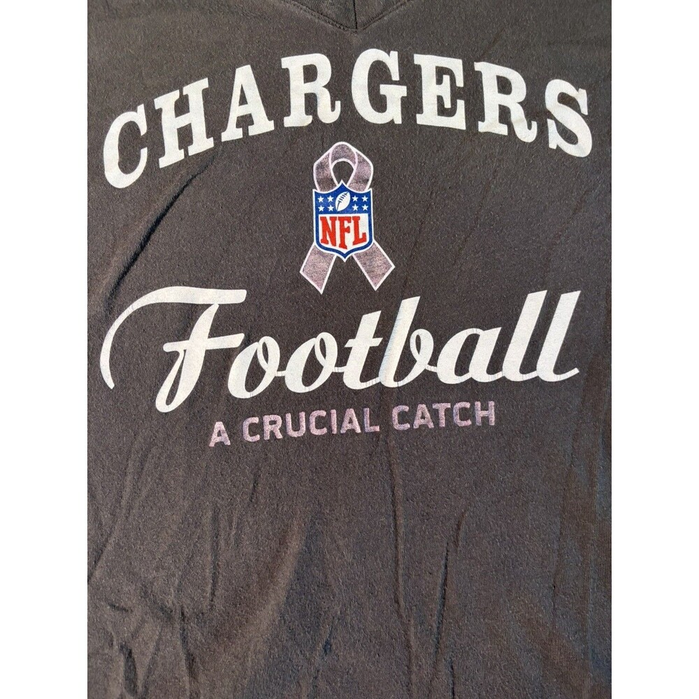 Nike Women's Chargers V-Neck Size L | NFL Breast Cancer Tribute Tee